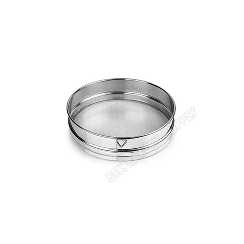 S/S FLOUR SIEVE 19CM DIAMETER