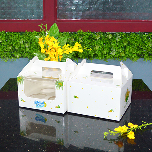 CUPCAKE 4 HOLE WITH HANDLE 6.5x6.5x4in (THINGYAN)WS